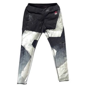 ⭐️3 for $30⭐️Reebok Reversible Leggings - Size Med
